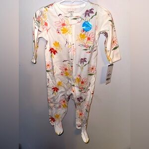 9 month Carters sleeper with footies
